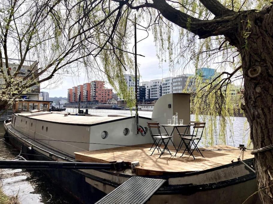 Prague On Boat, Privat Pier, Free Parking Hotel ภายนอก รูปภาพ